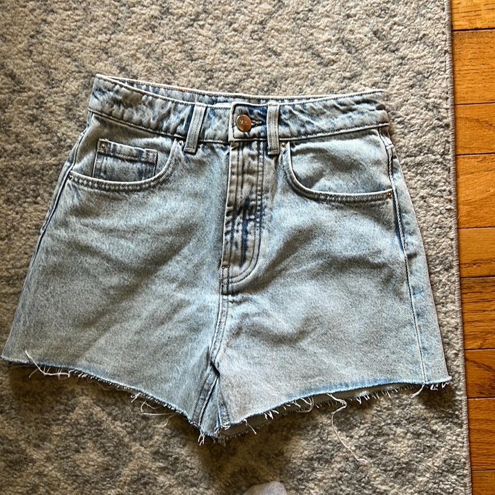High waisted light wash denim jean shorts